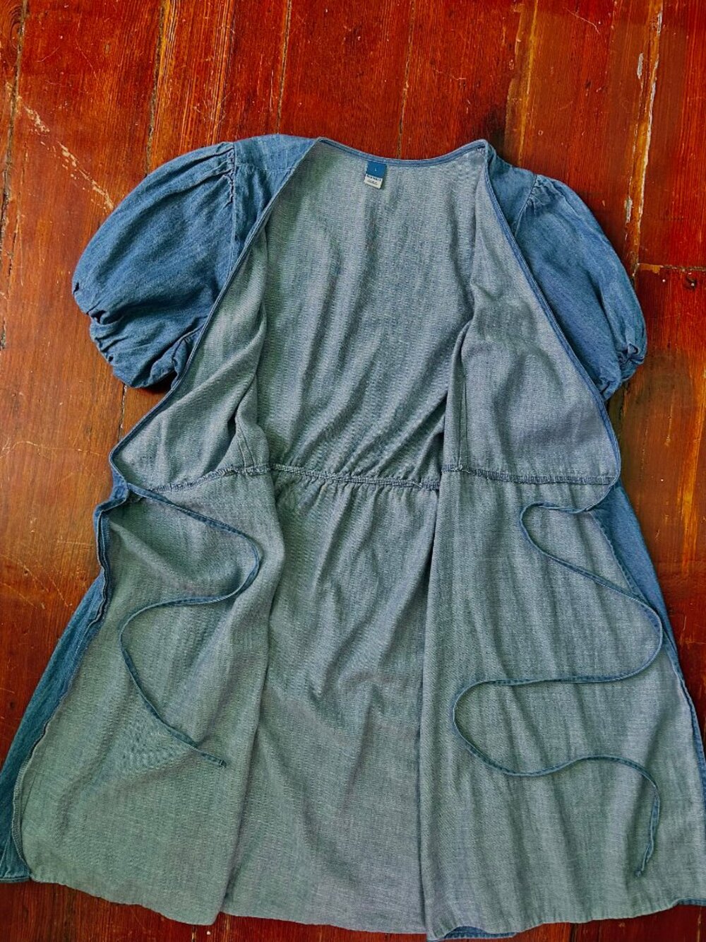 Old Navy Puff Short Sleeve Denim Wrap Dress Size L - Picture 2 of 4